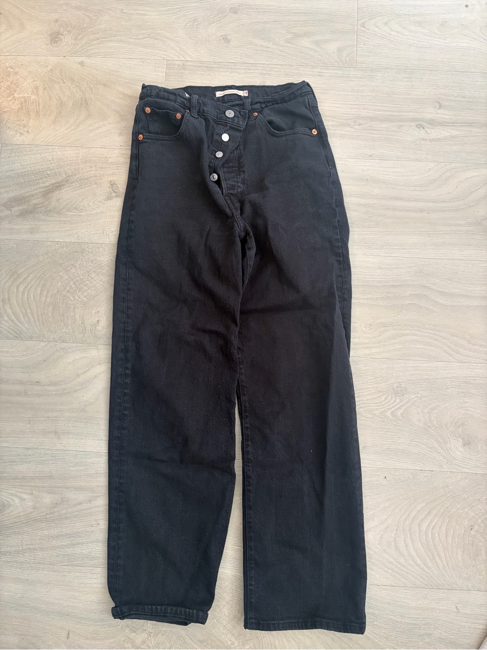 Levi’s rib cage straight ankle jeans